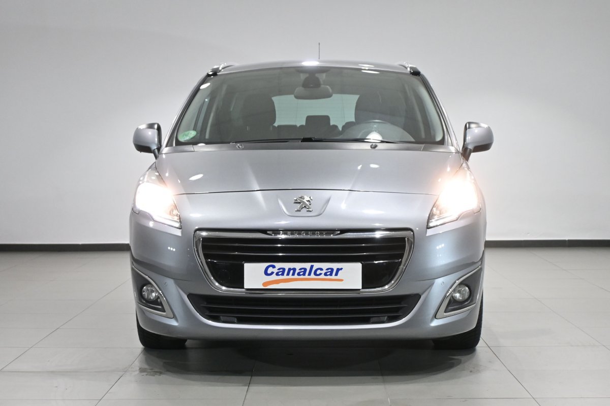 Foto Peugeot 5008 2