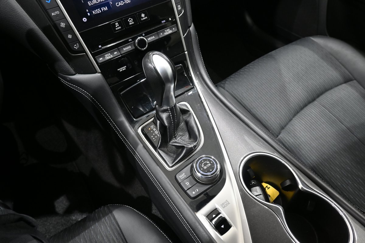 Foto Infiniti Q50 19