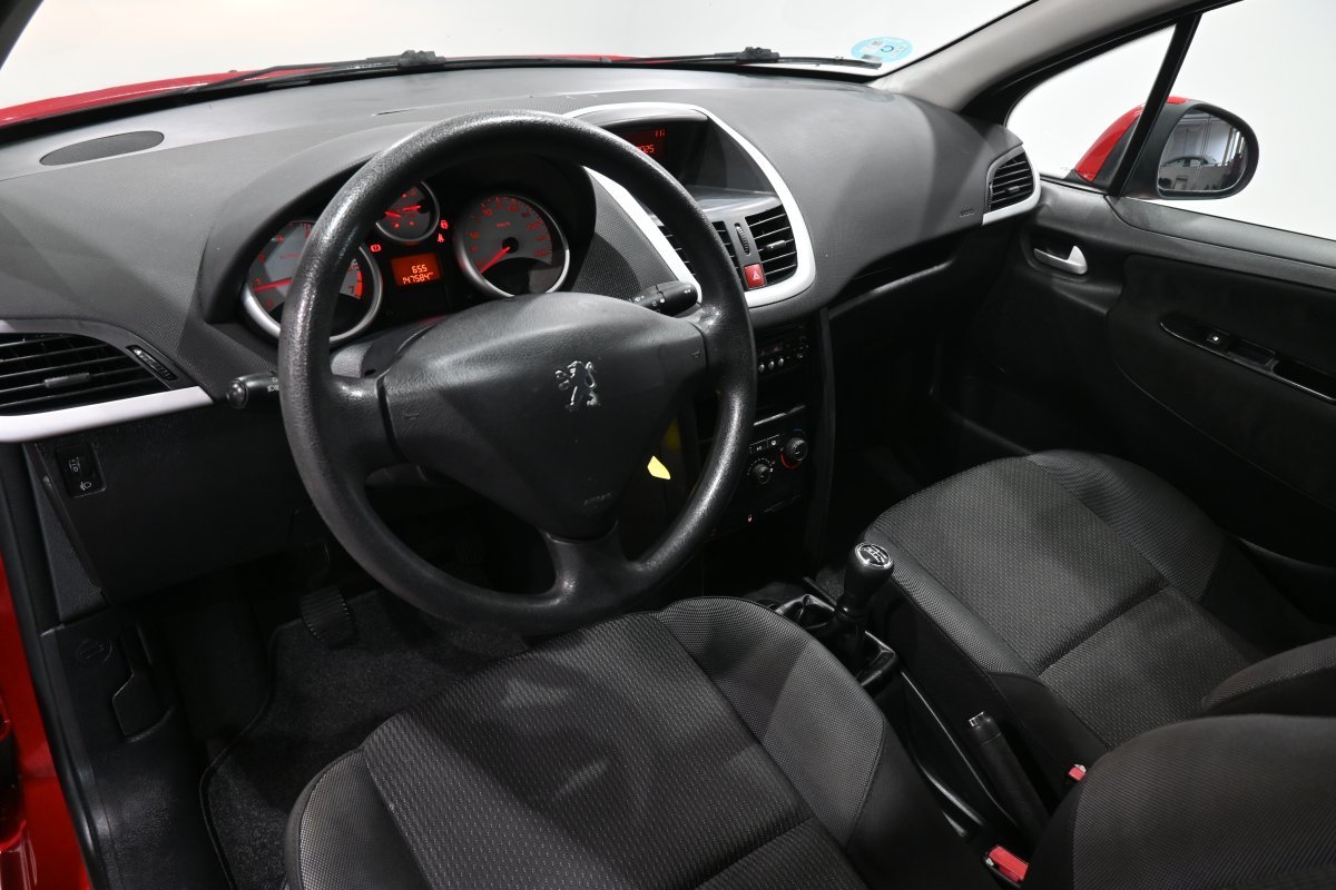 Foto Peugeot 207 9