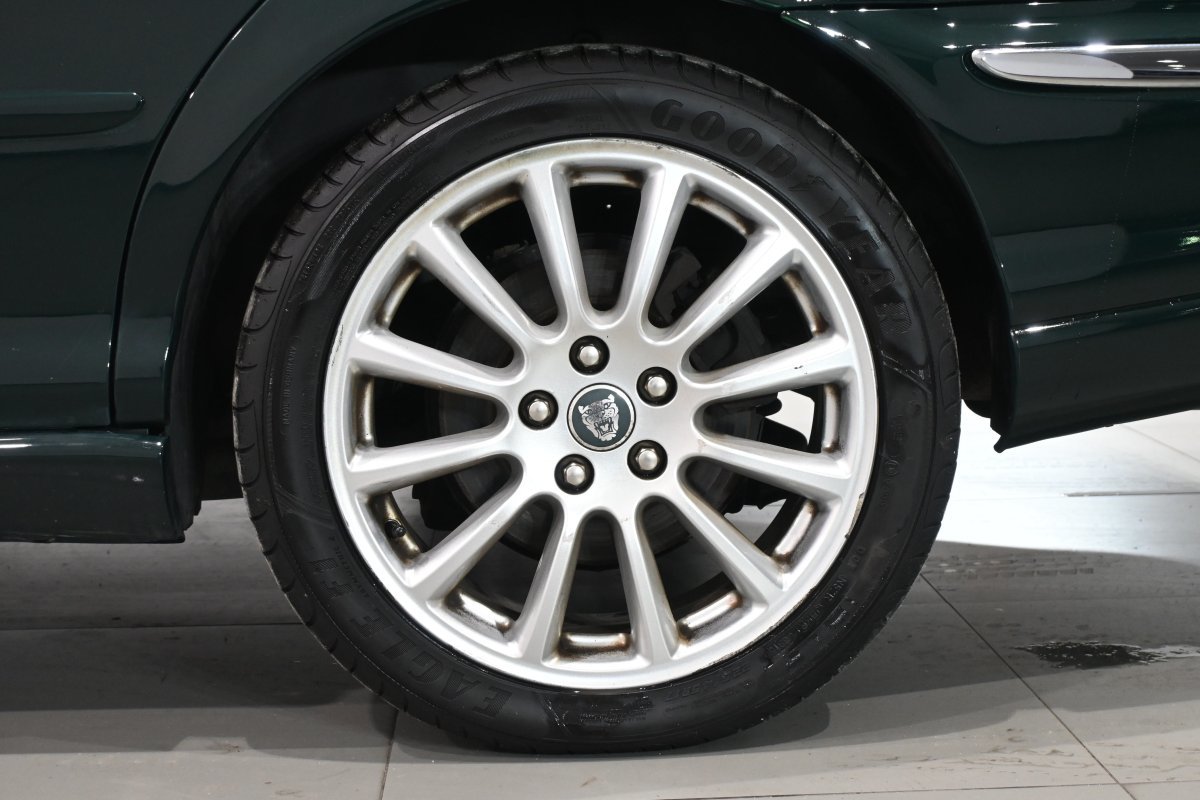 Foto Jaguar X-Type 26