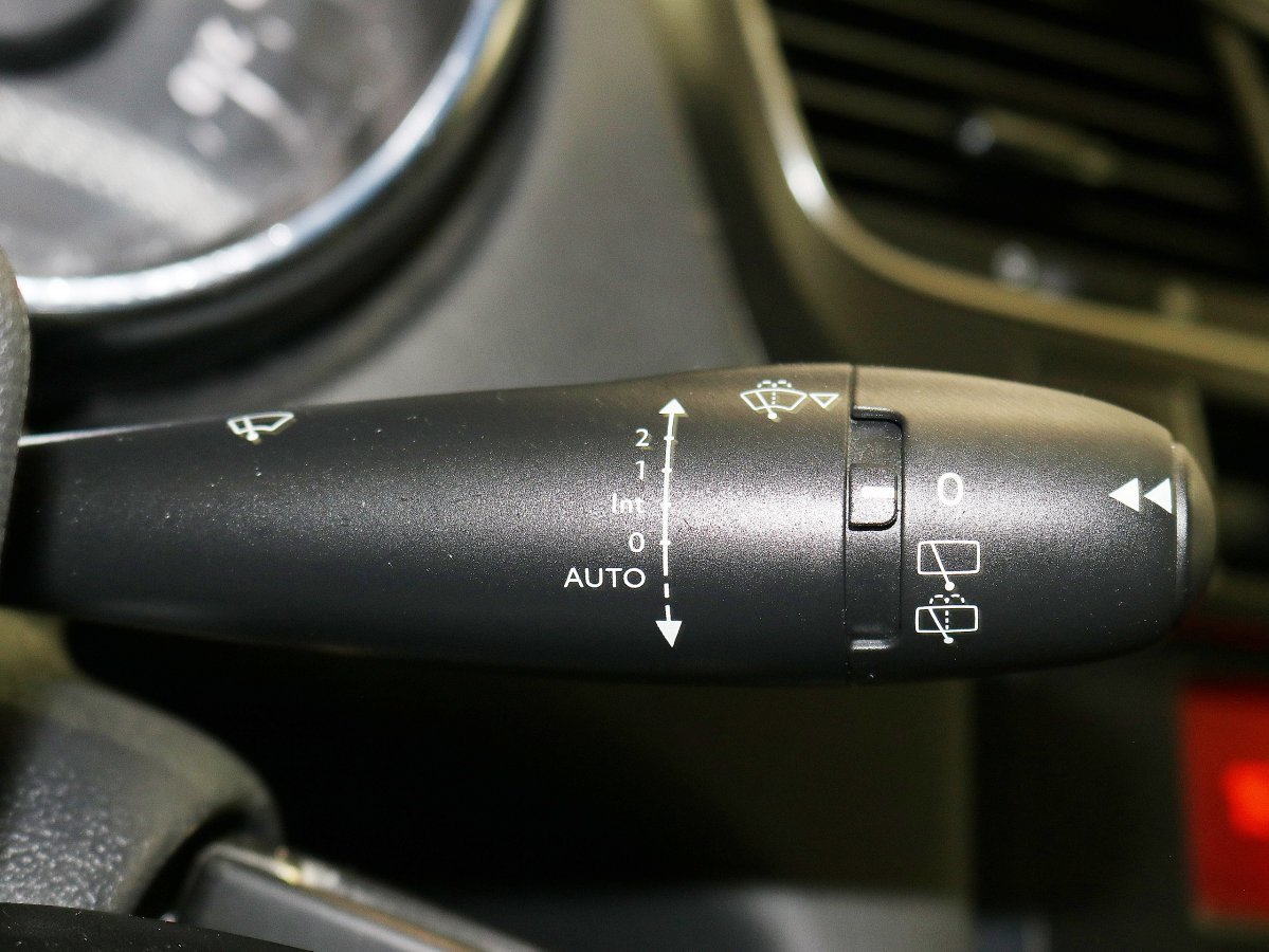 Foto Peugeot 5008 18