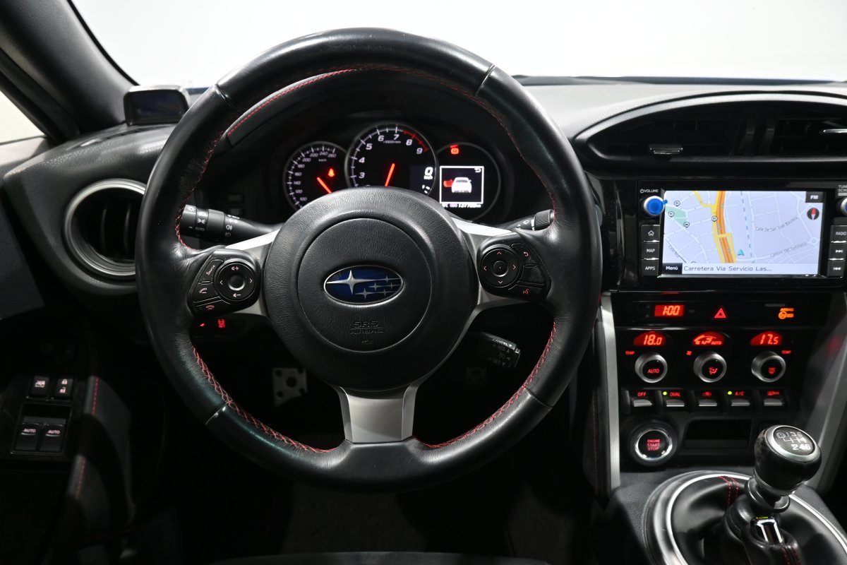 Foto Subaru BRZ 17
