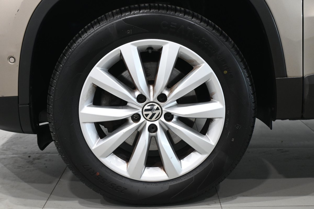 Foto Volkswagen Tiguan 28