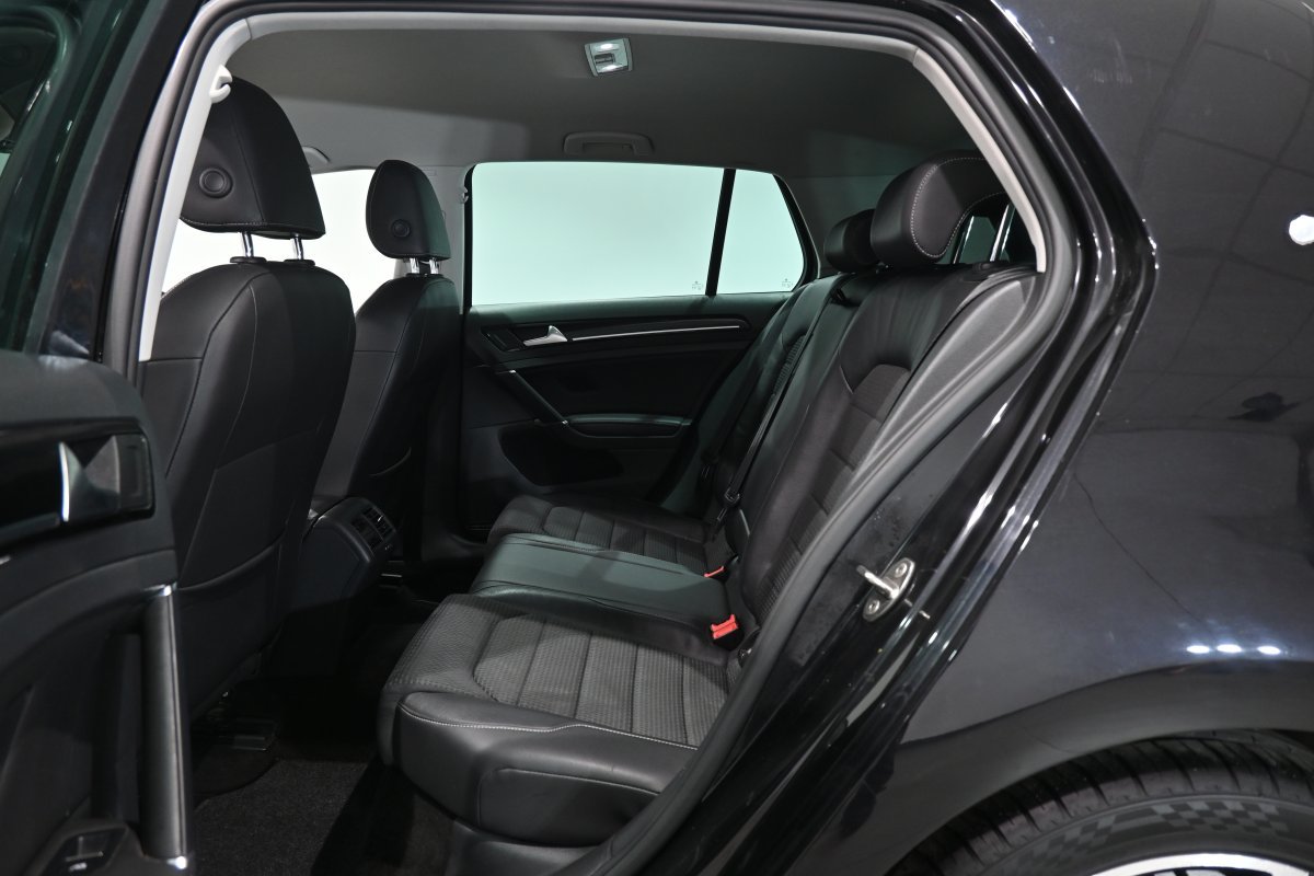 Foto Volkswagen Golf 11