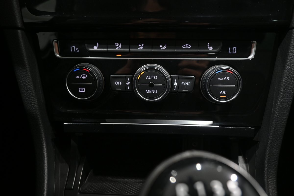 Foto Volkswagen Golf 16