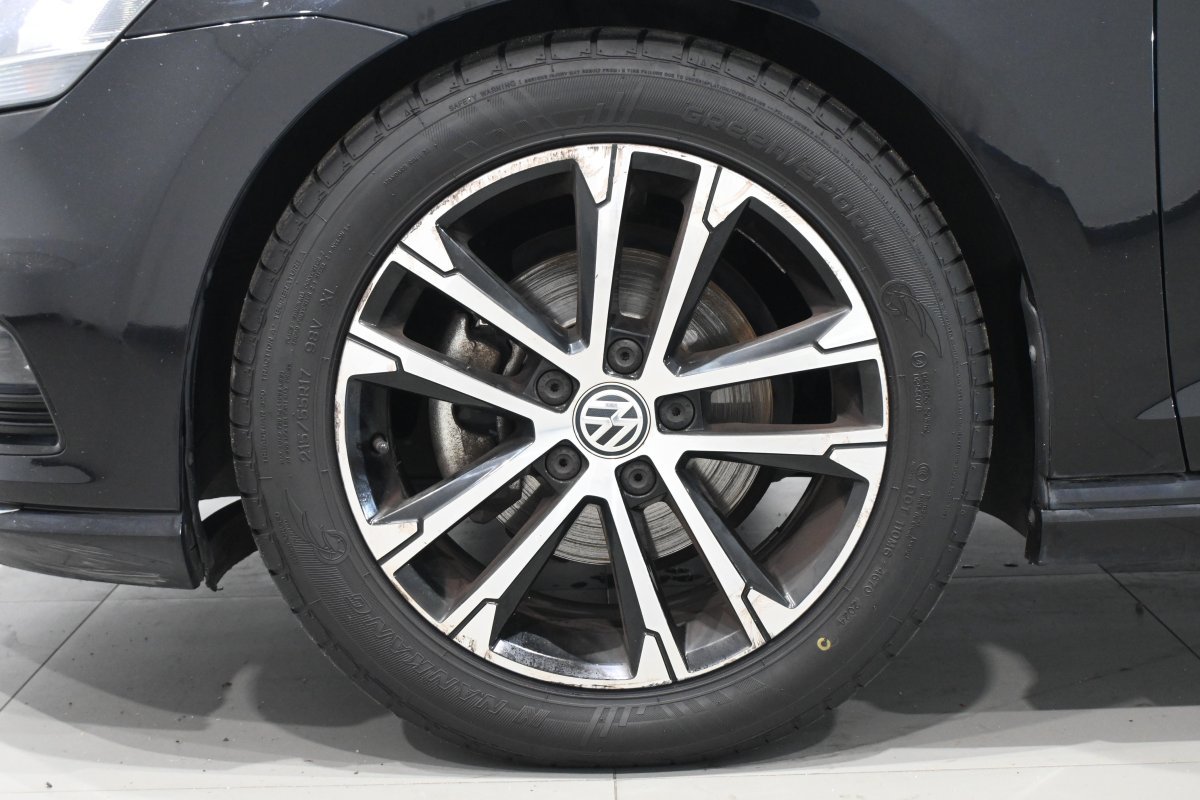 Foto Volkswagen Golf 30