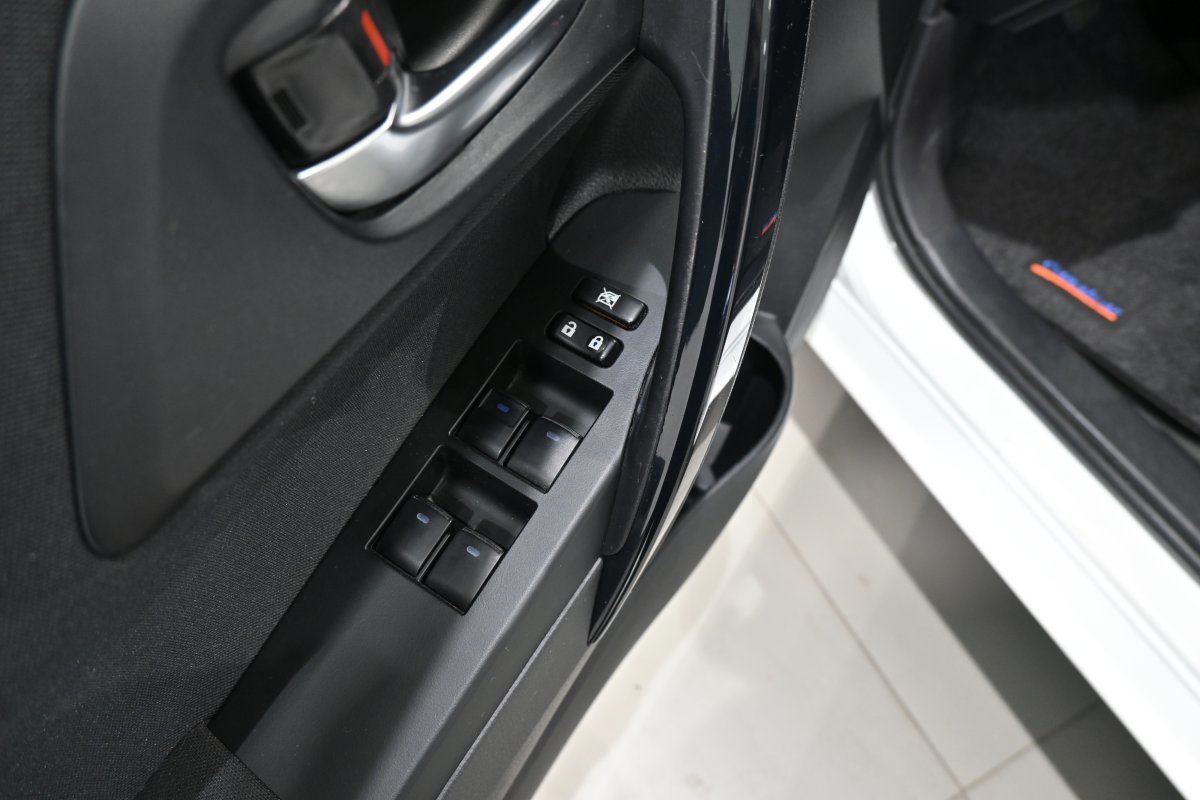 Foto Toyota Auris 29