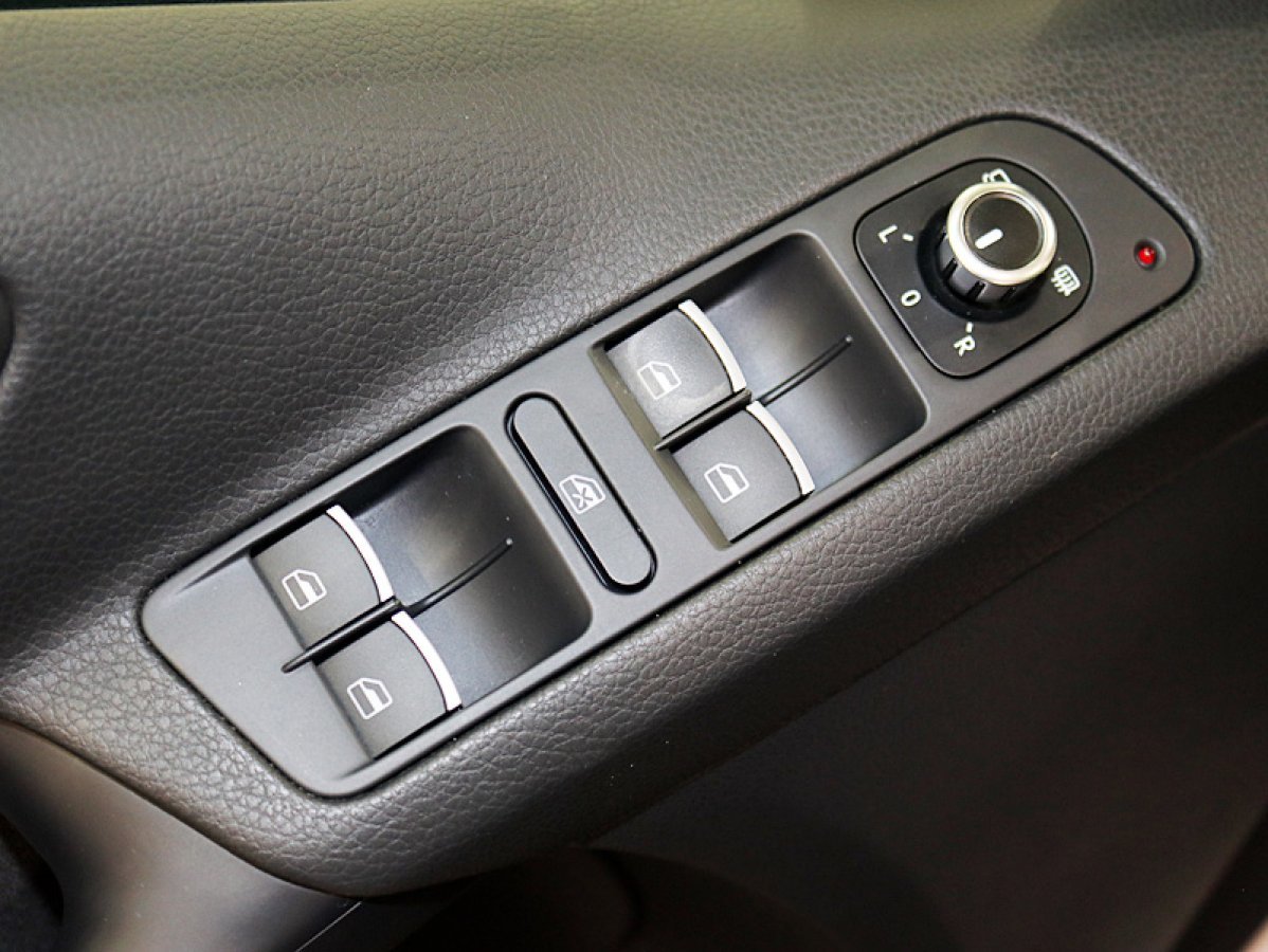 Foto Volkswagen Tiguan 27