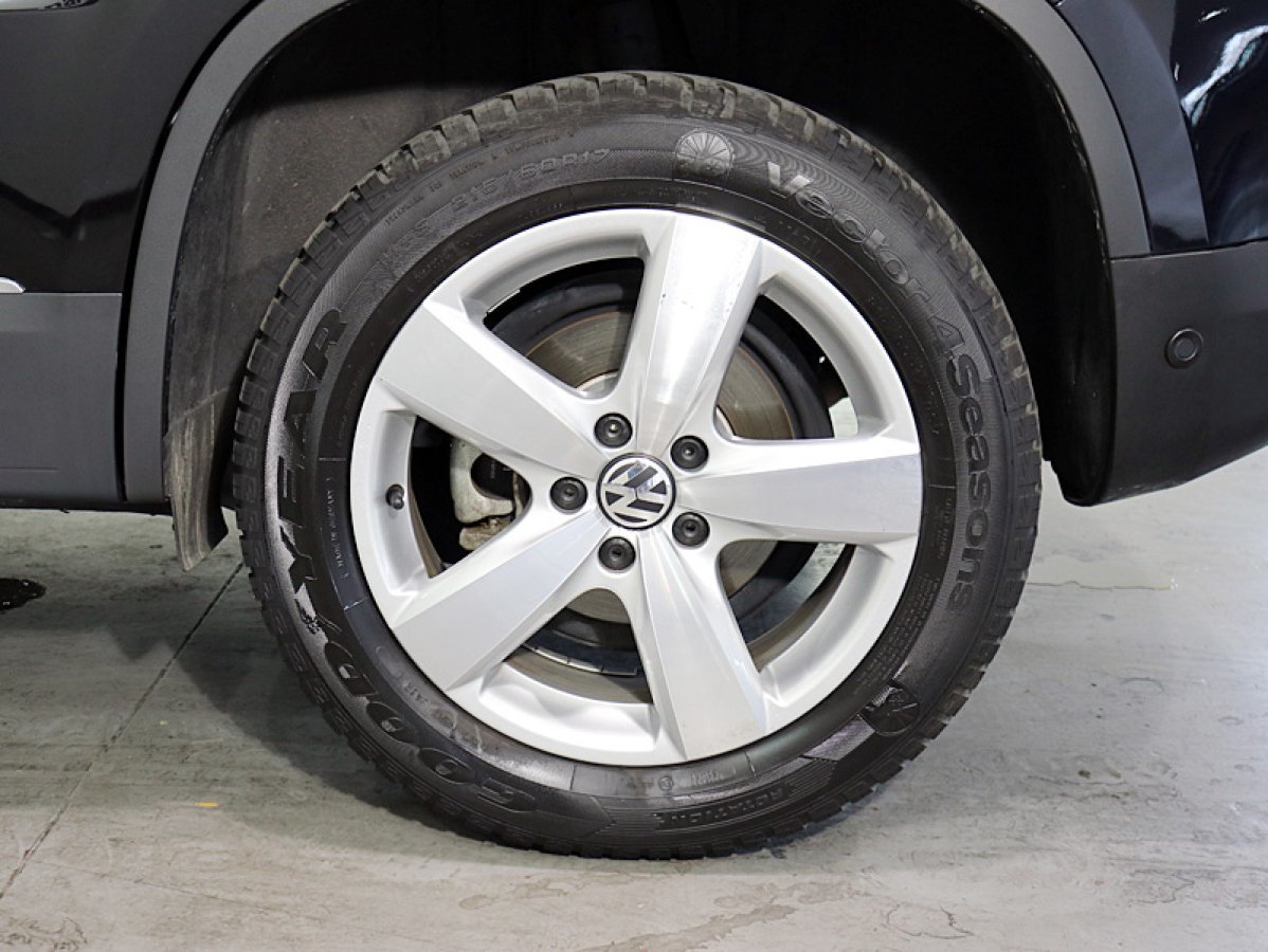 Foto Volkswagen Tiguan 37