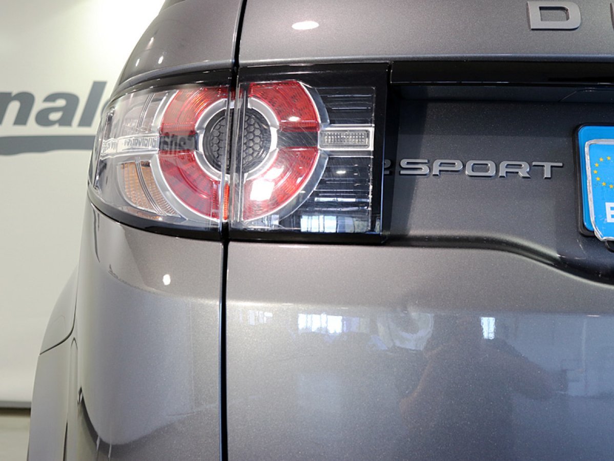 Foto Land-Rover Discovery Sport 10