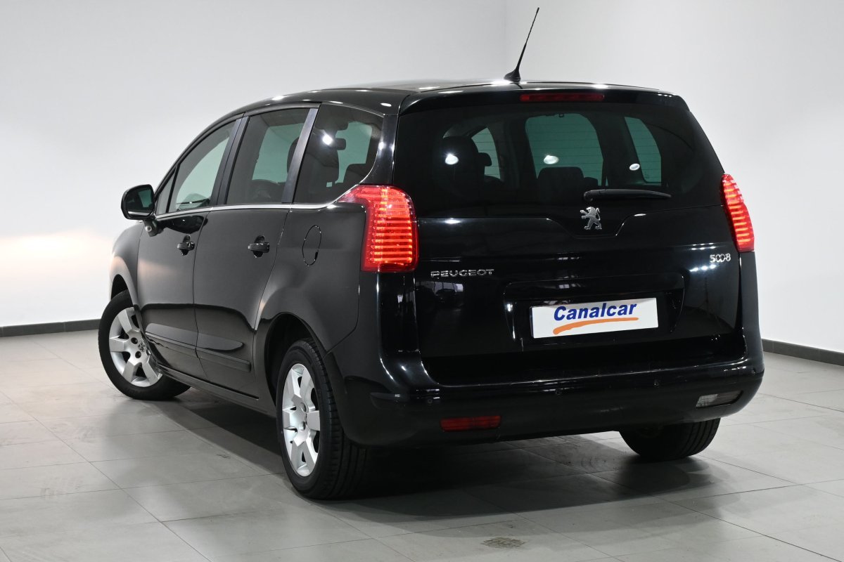 Foto Peugeot 5008 6
