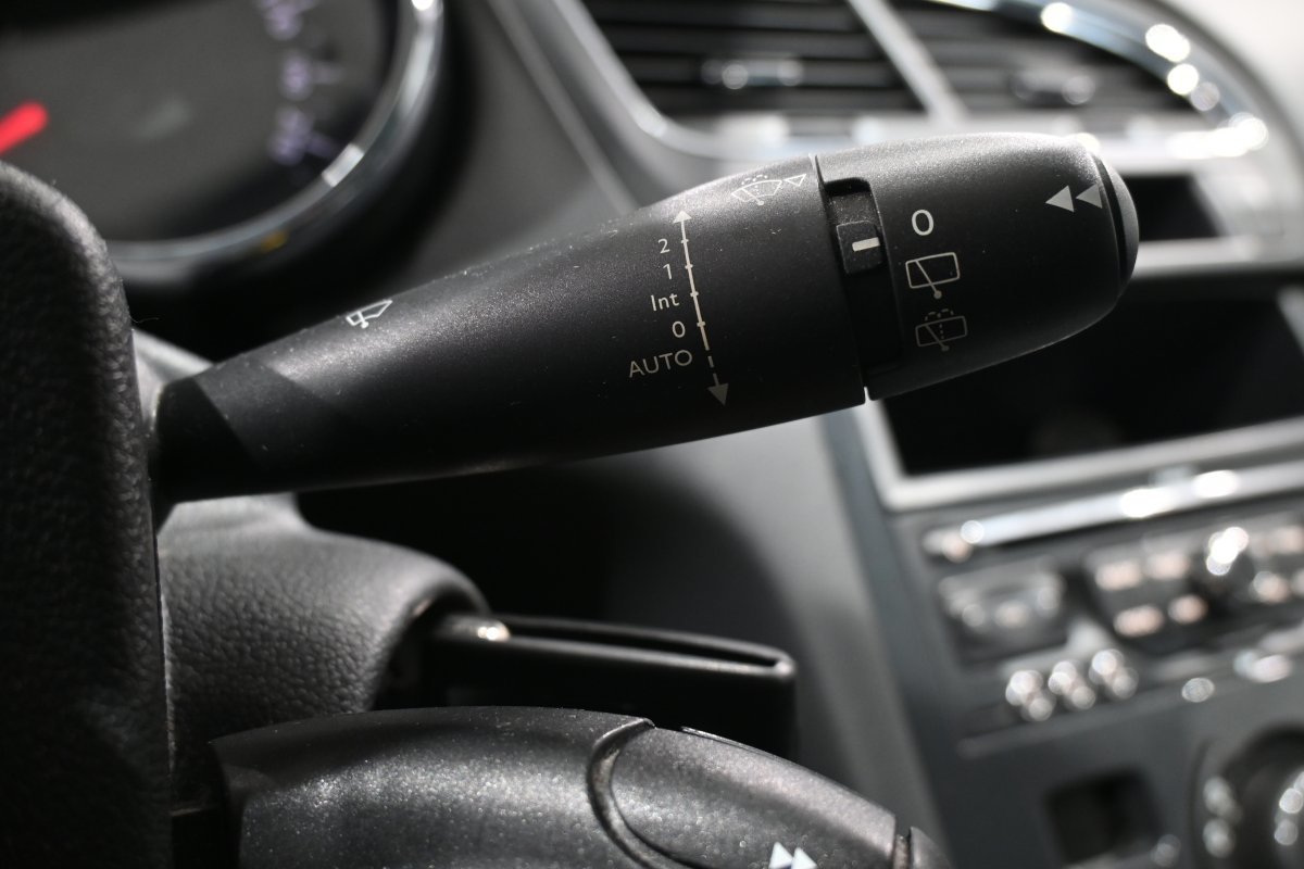 Foto Peugeot 5008 24