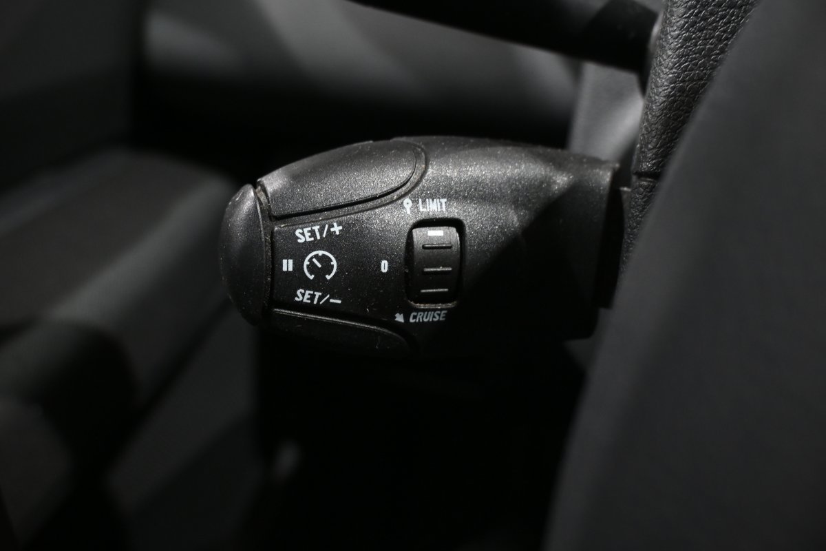 Foto Peugeot 5008 25