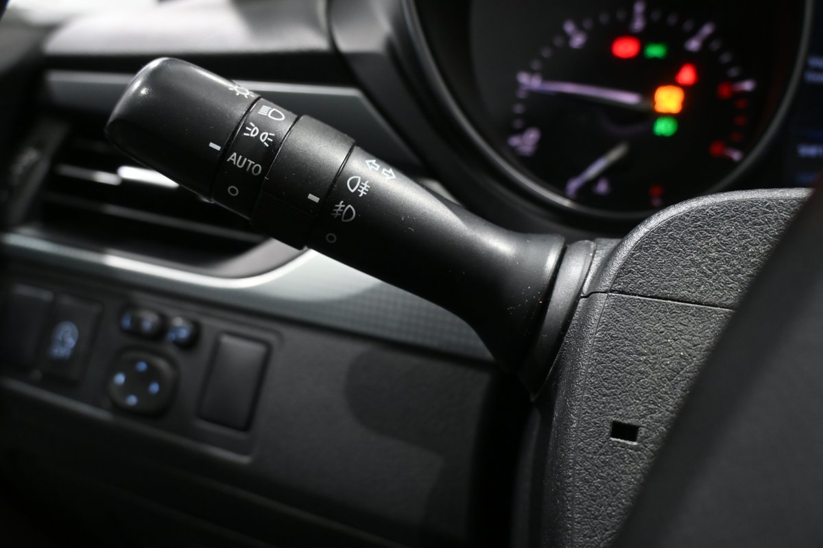 Foto Toyota Avensis 23