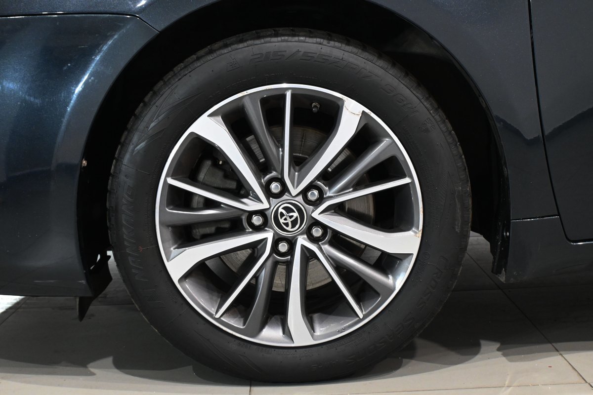 Foto Toyota Avensis 31