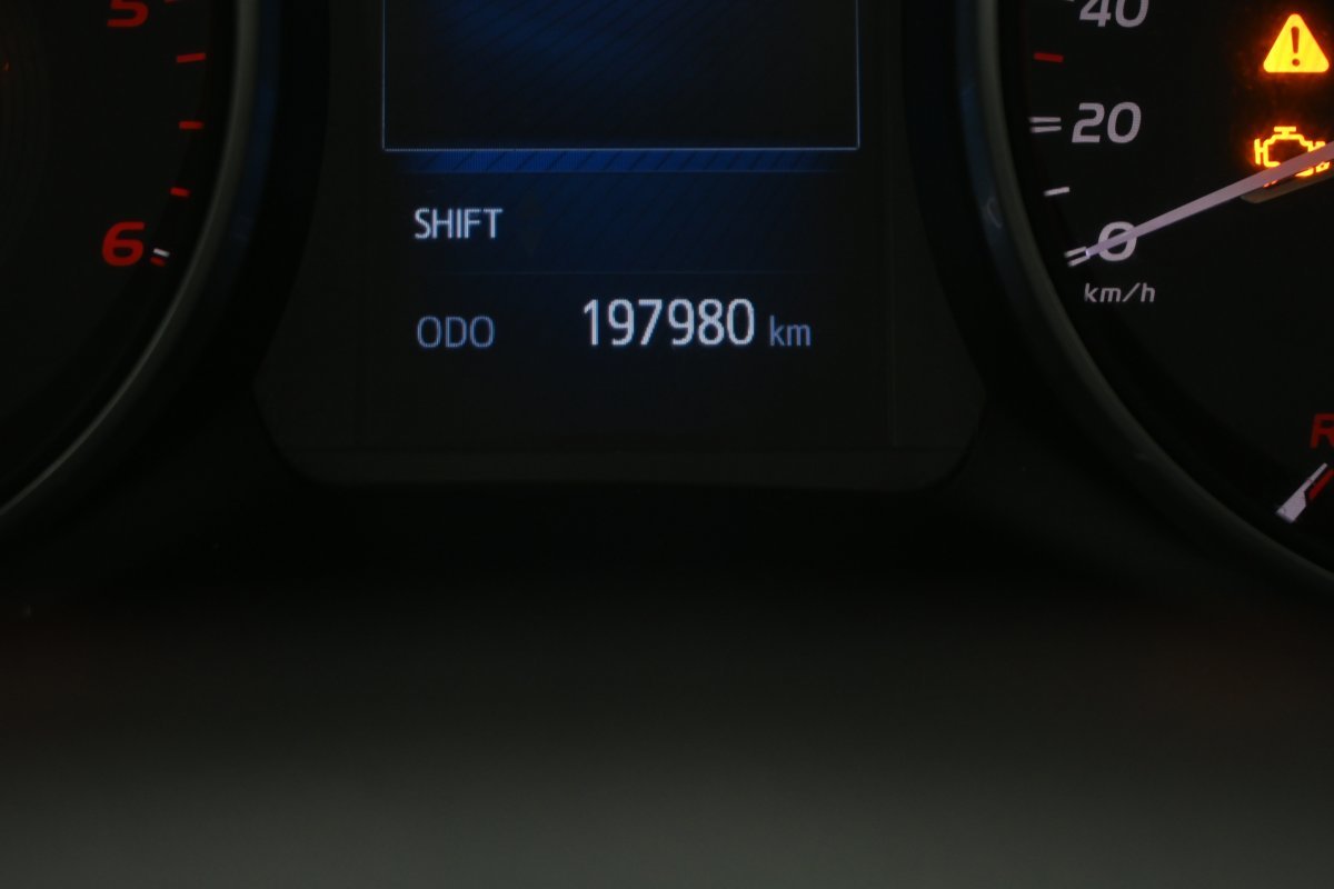 Foto Toyota Avensis 13