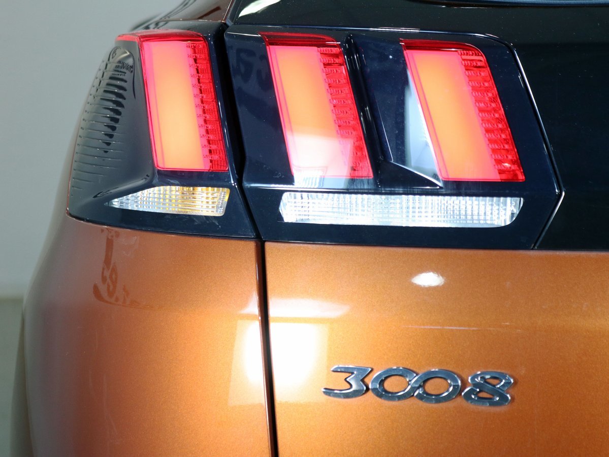 Foto Peugeot 3008 9