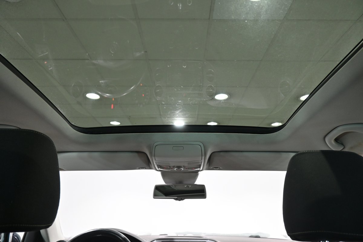 Foto Volkswagen Tiguan 28