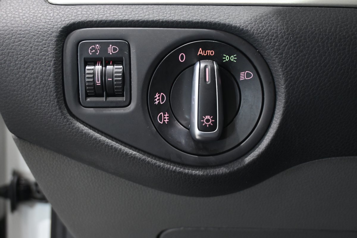 Foto Seat Alhambra 27