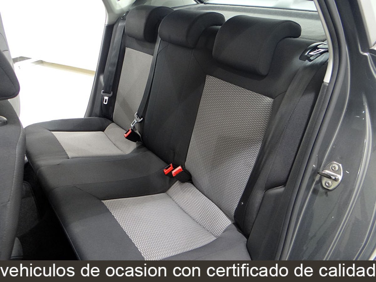 Foto Volkswagen Polo 22