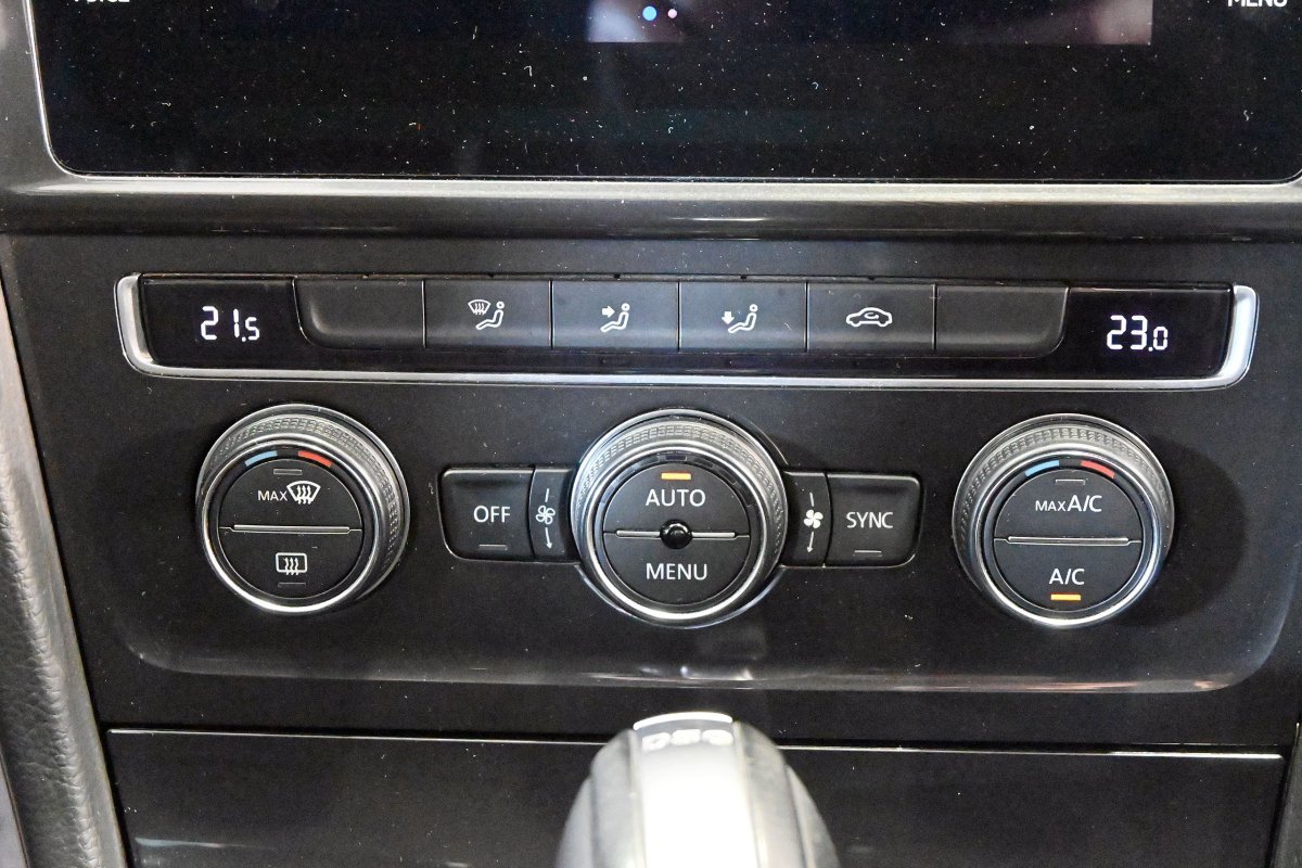 Foto Volkswagen Golf 26