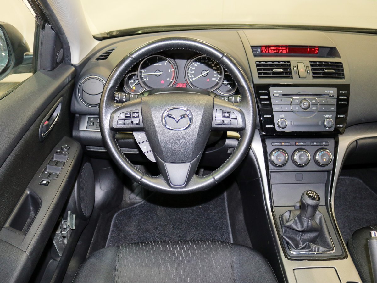 Foto Mazda Mazda6 17