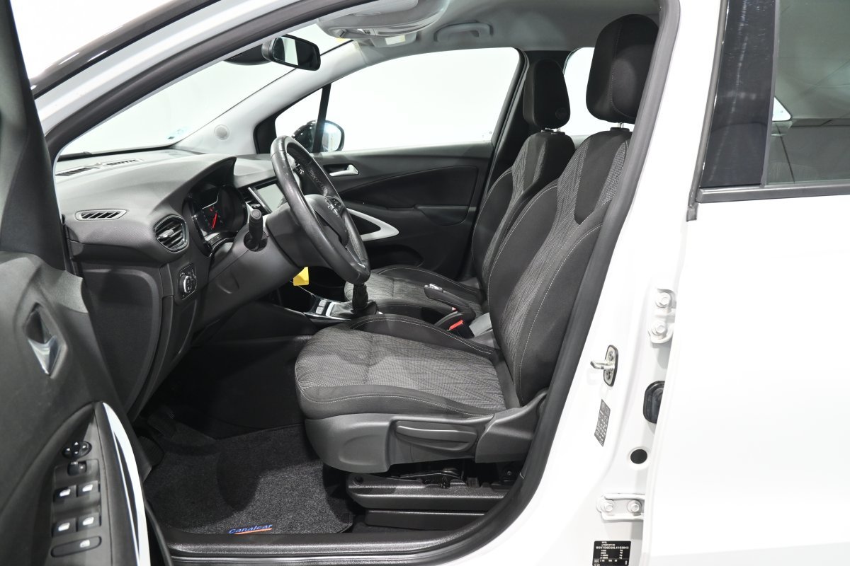 Foto Opel Crossland X 10