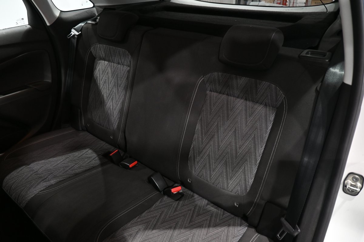 Foto Opel Crossland X 12