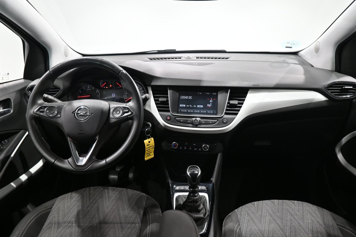 Foto Opel Crossland X 18