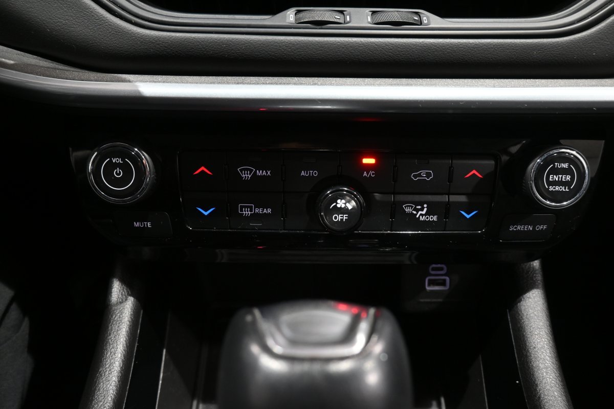 Foto Jeep Compass 17