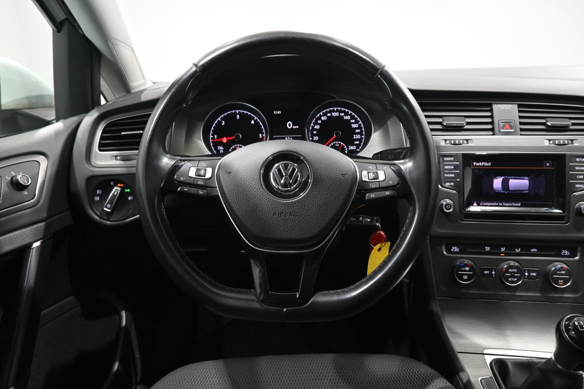 Foto Volkswagen Golf 18