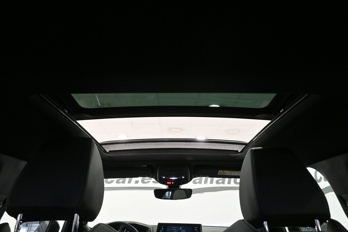 Foto Peugeot e-2008 17