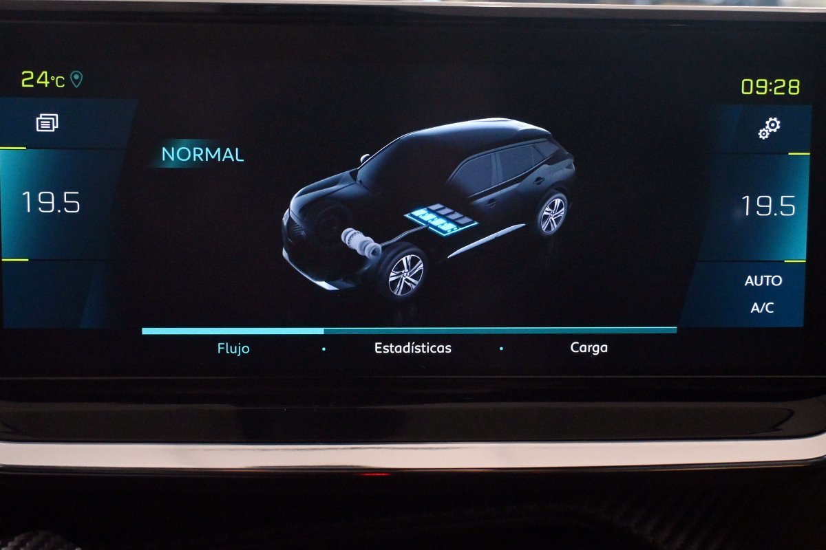 Foto Peugeot e-2008 23