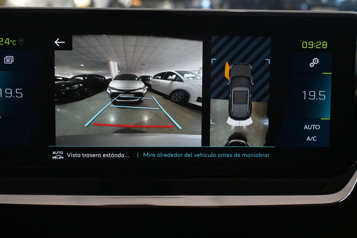 Foto Peugeot e-2008 25