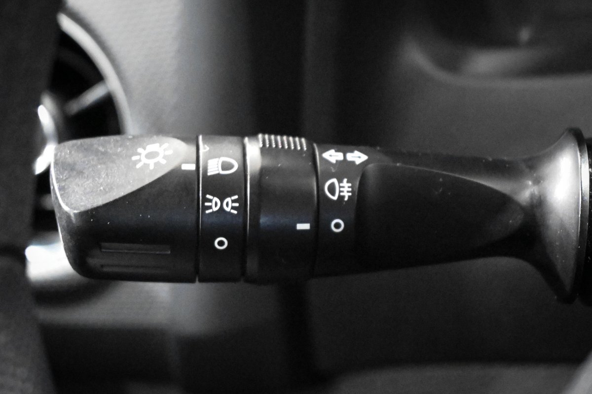 Foto Toyota Auris 14