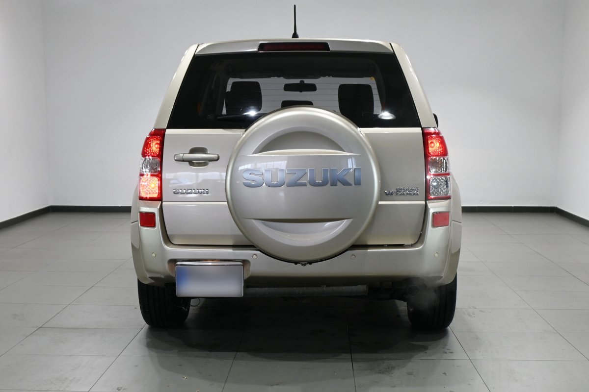 Foto Suzuki Grand Vitara 5