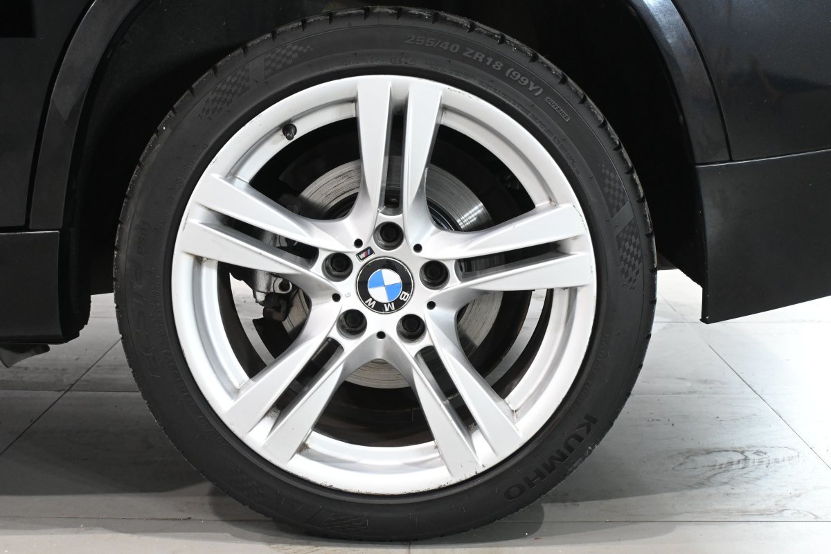 Foto BMW X1 30