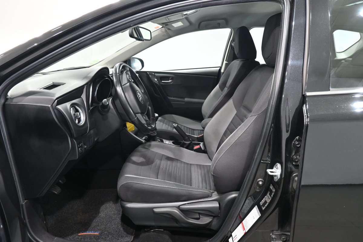 Foto Toyota Auris 10