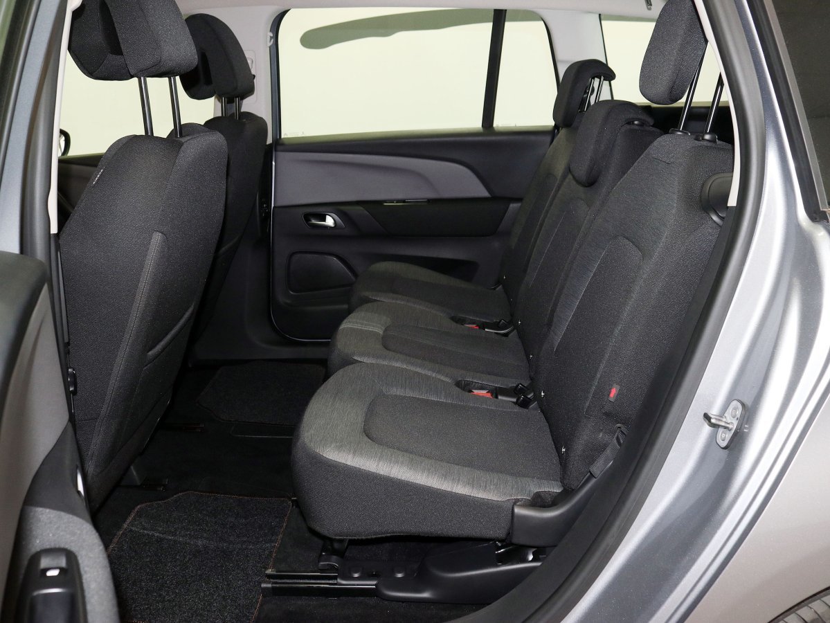 Foto Citroën Grand C4 SpaceTourer 15