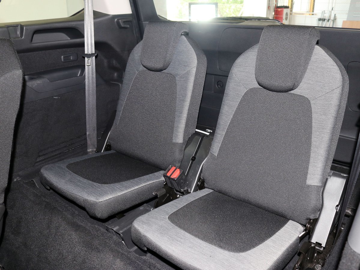 Foto Citroën Grand C4 SpaceTourer 16