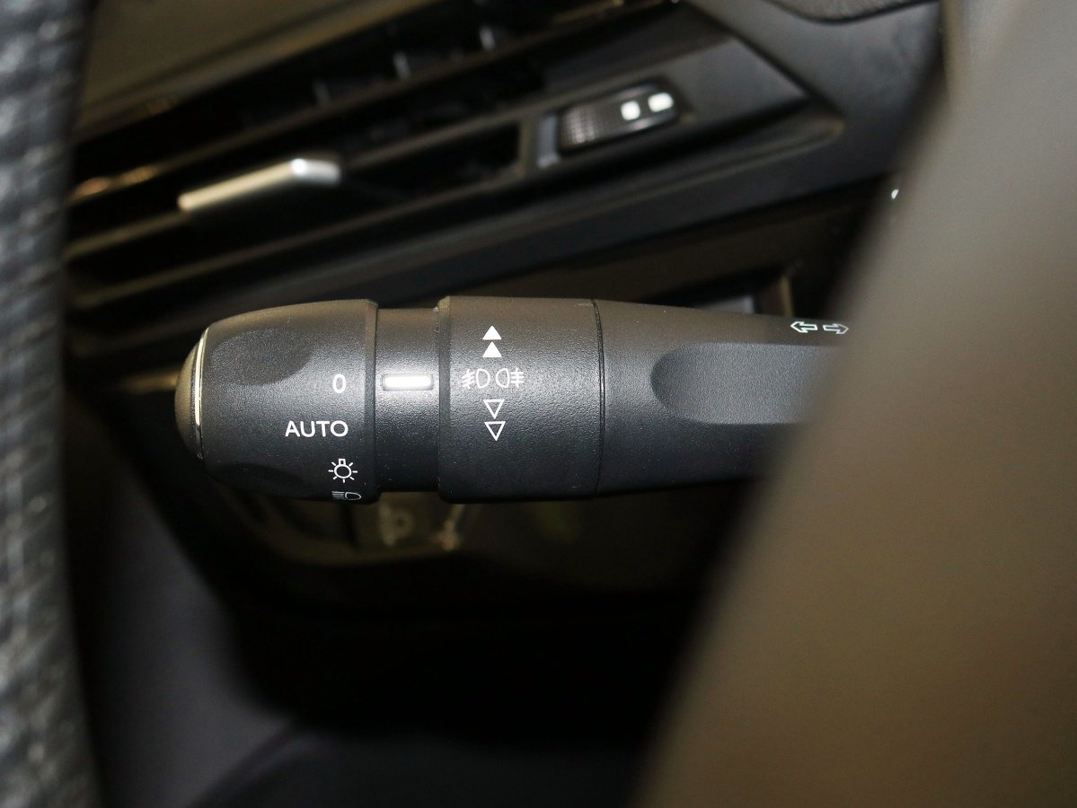 Foto Citroën Grand C4 SpaceTourer 25