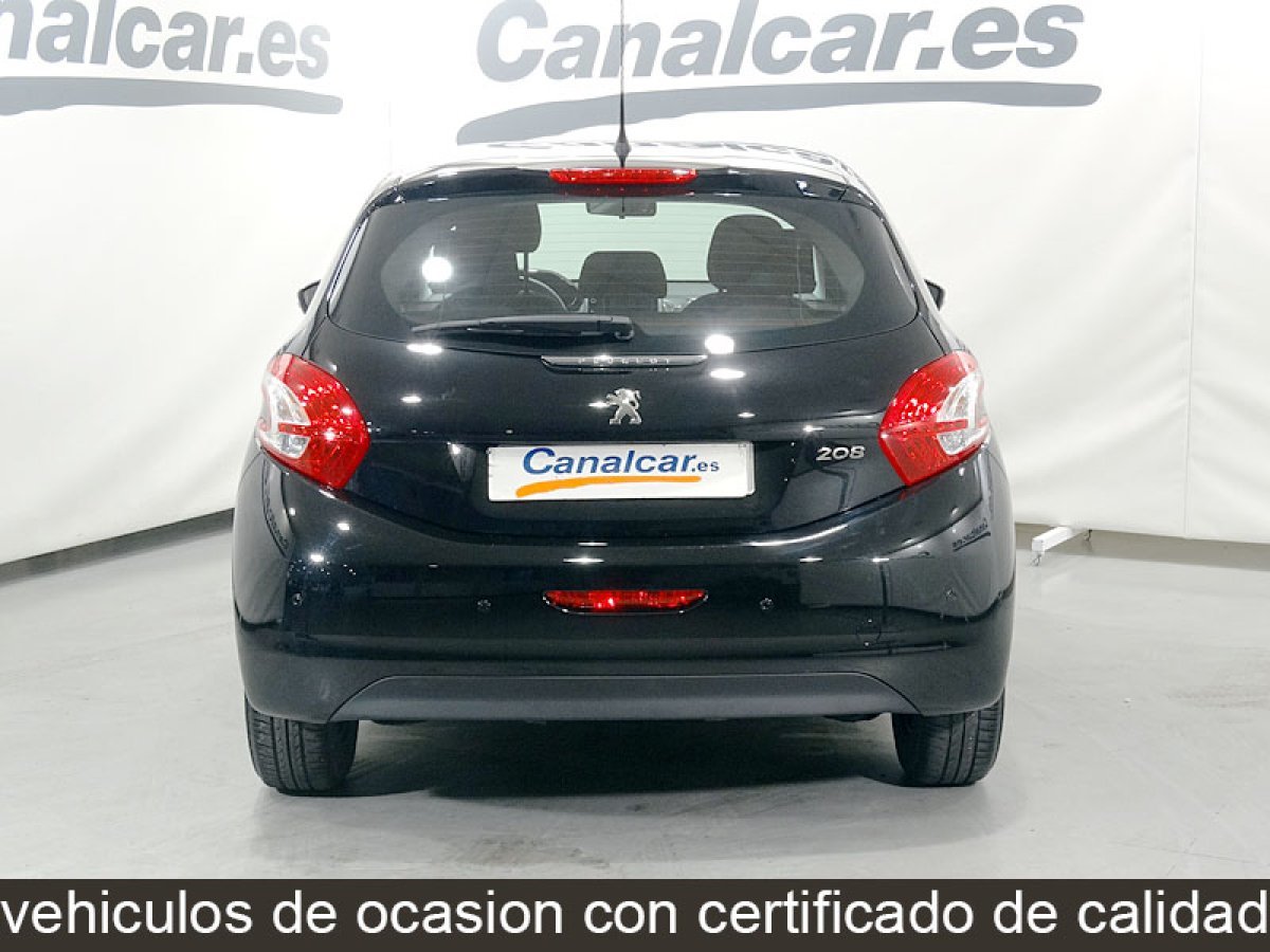 Foto Peugeot 208 5