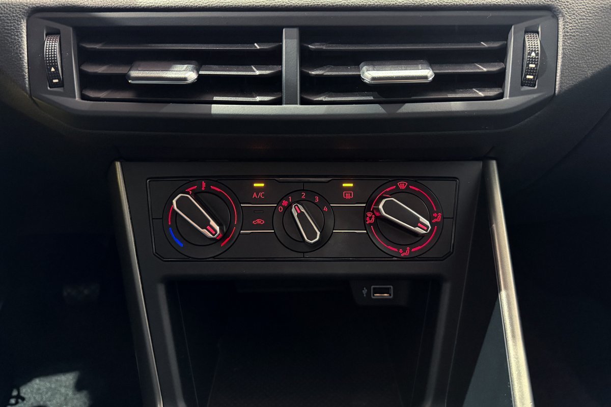 Foto Volkswagen Polo 15