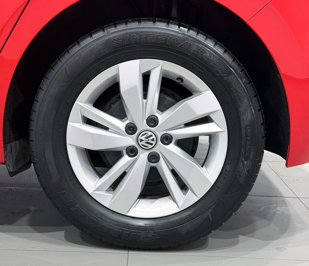 Foto Volkswagen Polo 26