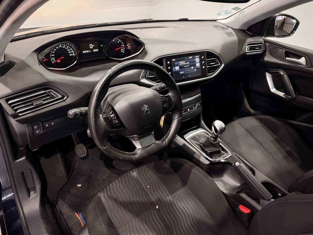 Foto Peugeot 308 SW 9