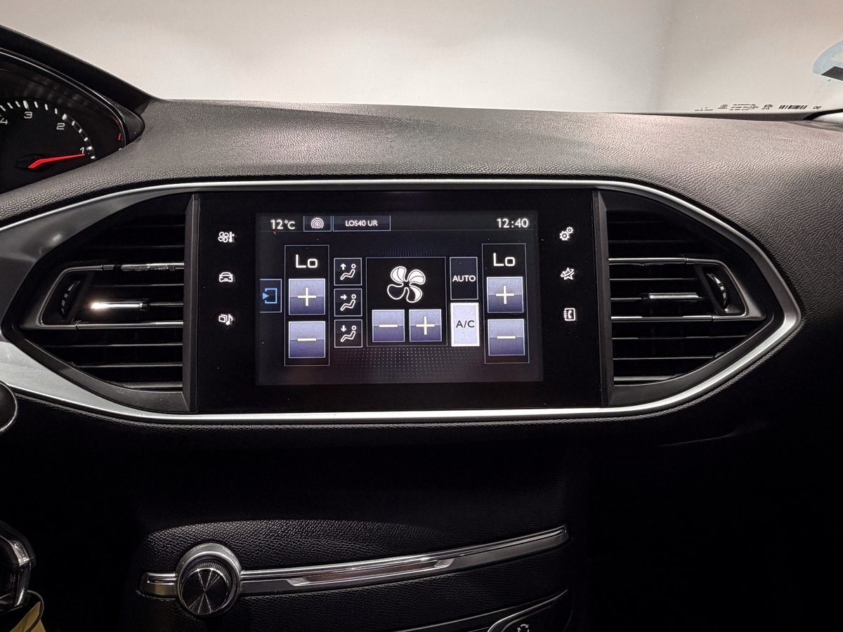 Foto Peugeot 308 SW 16