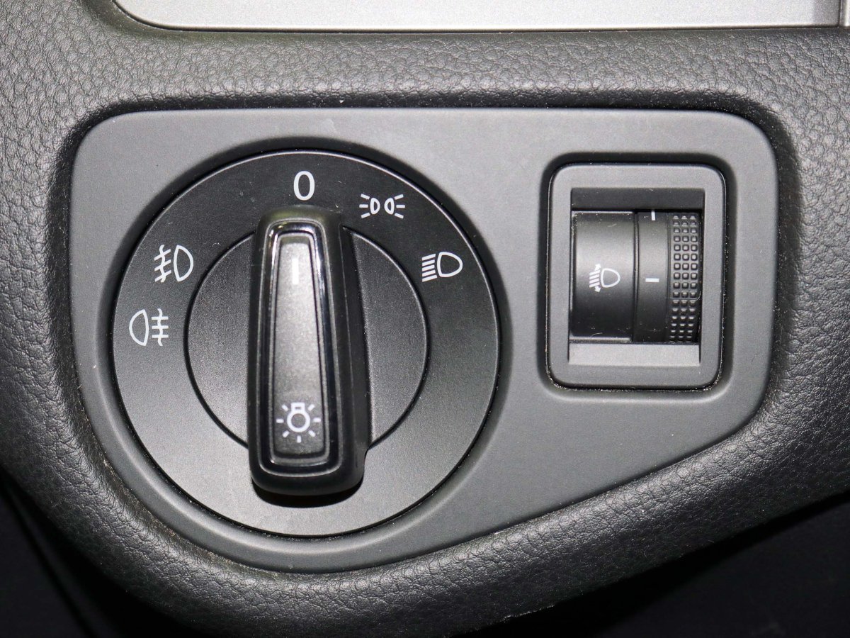 Foto Volkswagen Golf 21