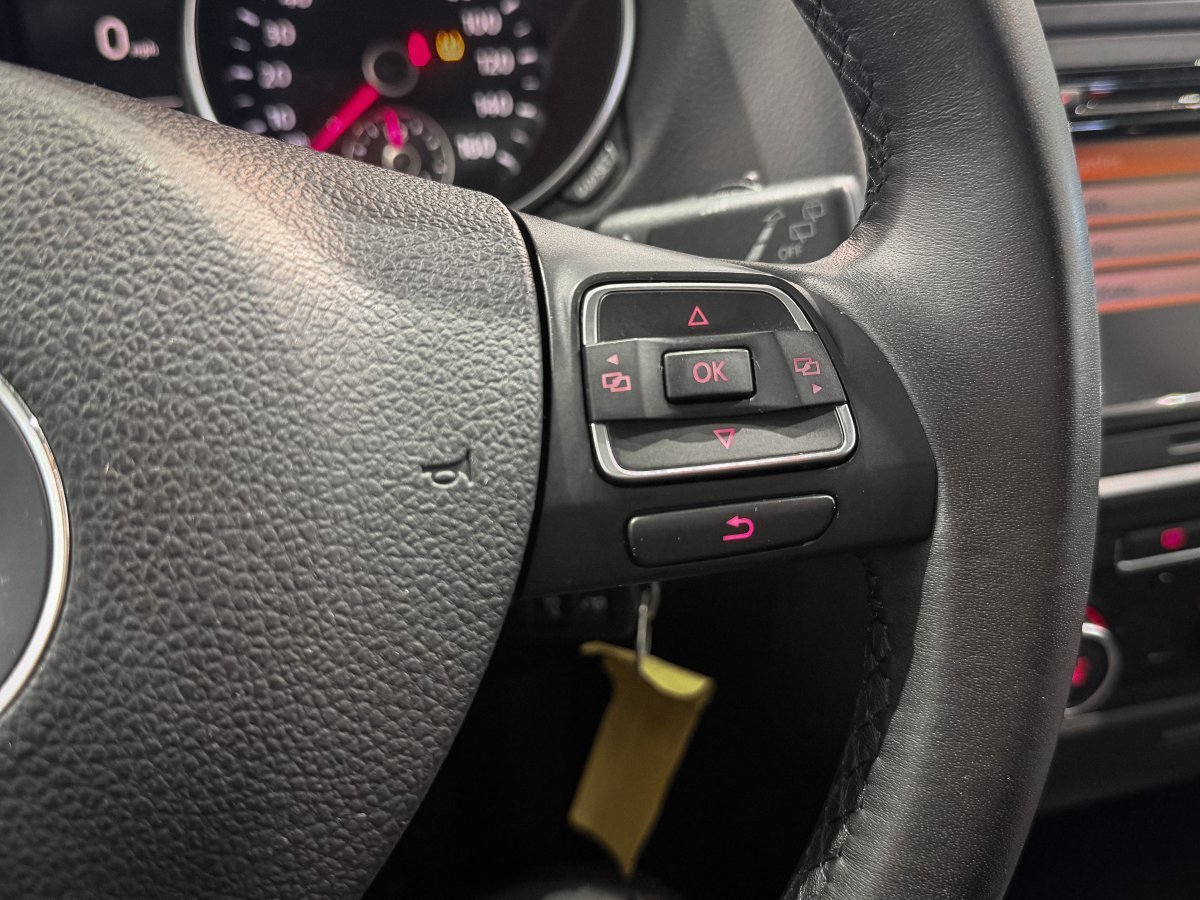 Foto Volkswagen Golf 21