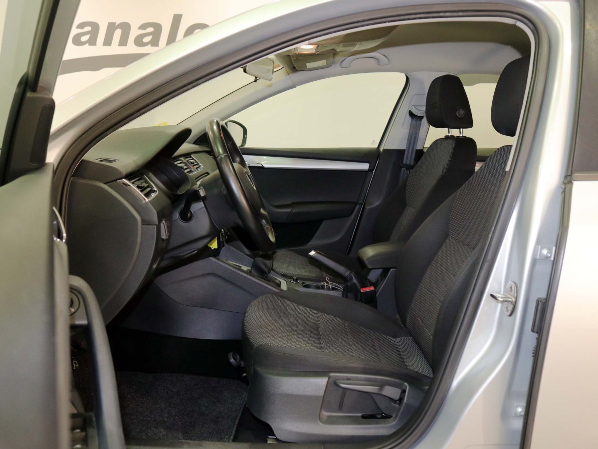 Foto Skoda Octavia 14