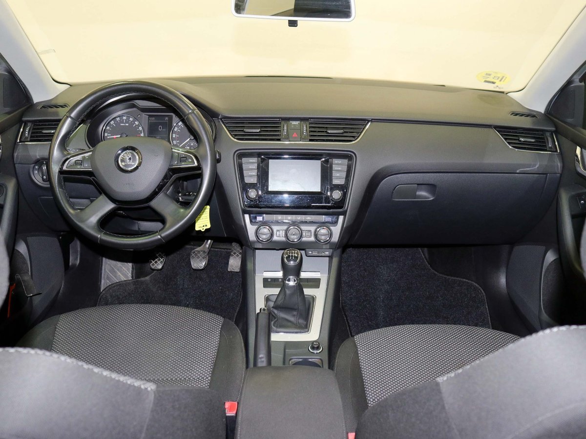 Foto Skoda Octavia 24